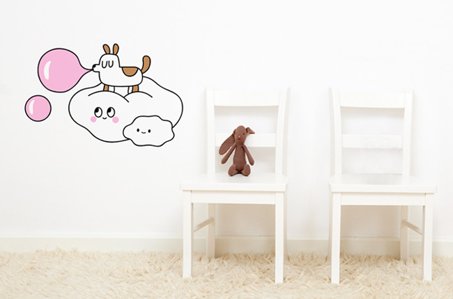 BUBBLE DOG WALL DECAL